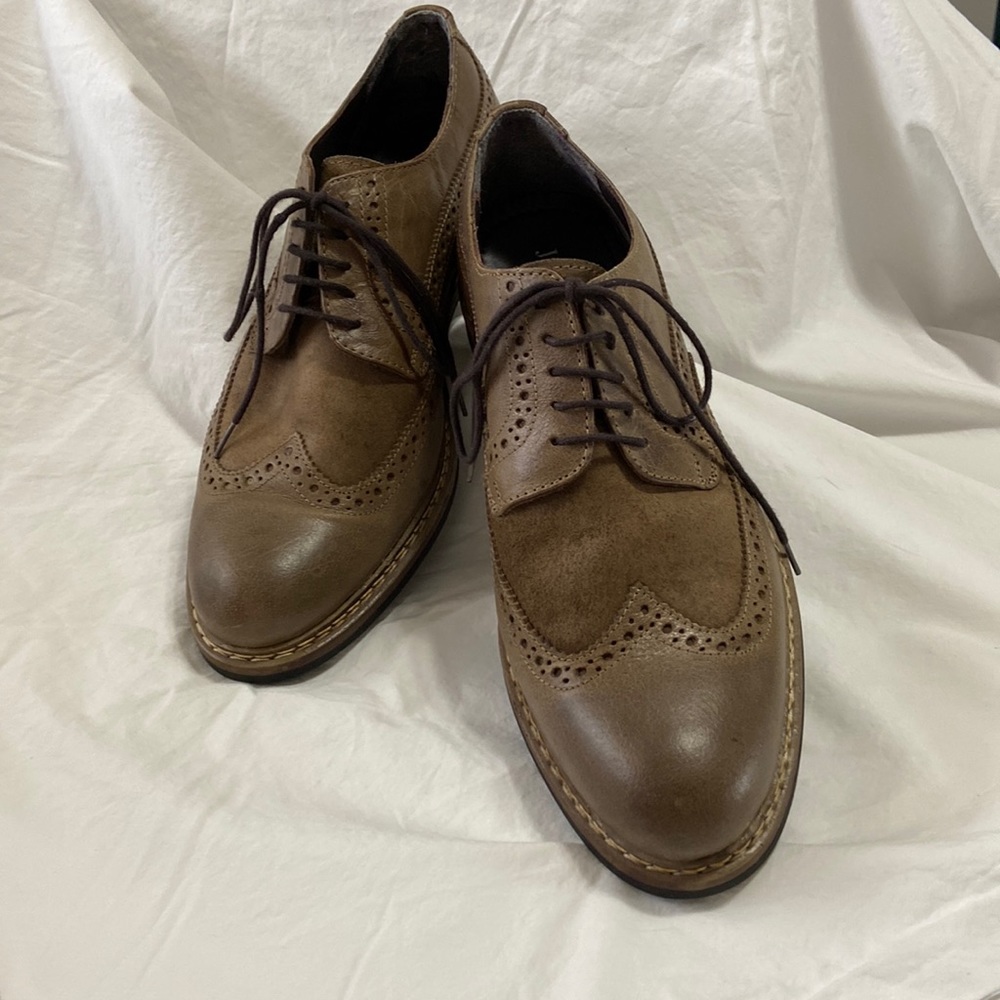 Jeffrey Tyler Men’s Wing-tip Leather Shoes; Size 9;